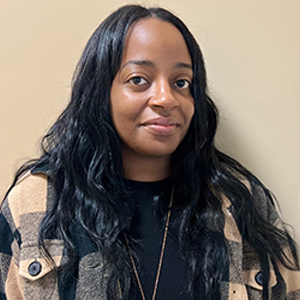 Photo of Rhondalyn Roberts